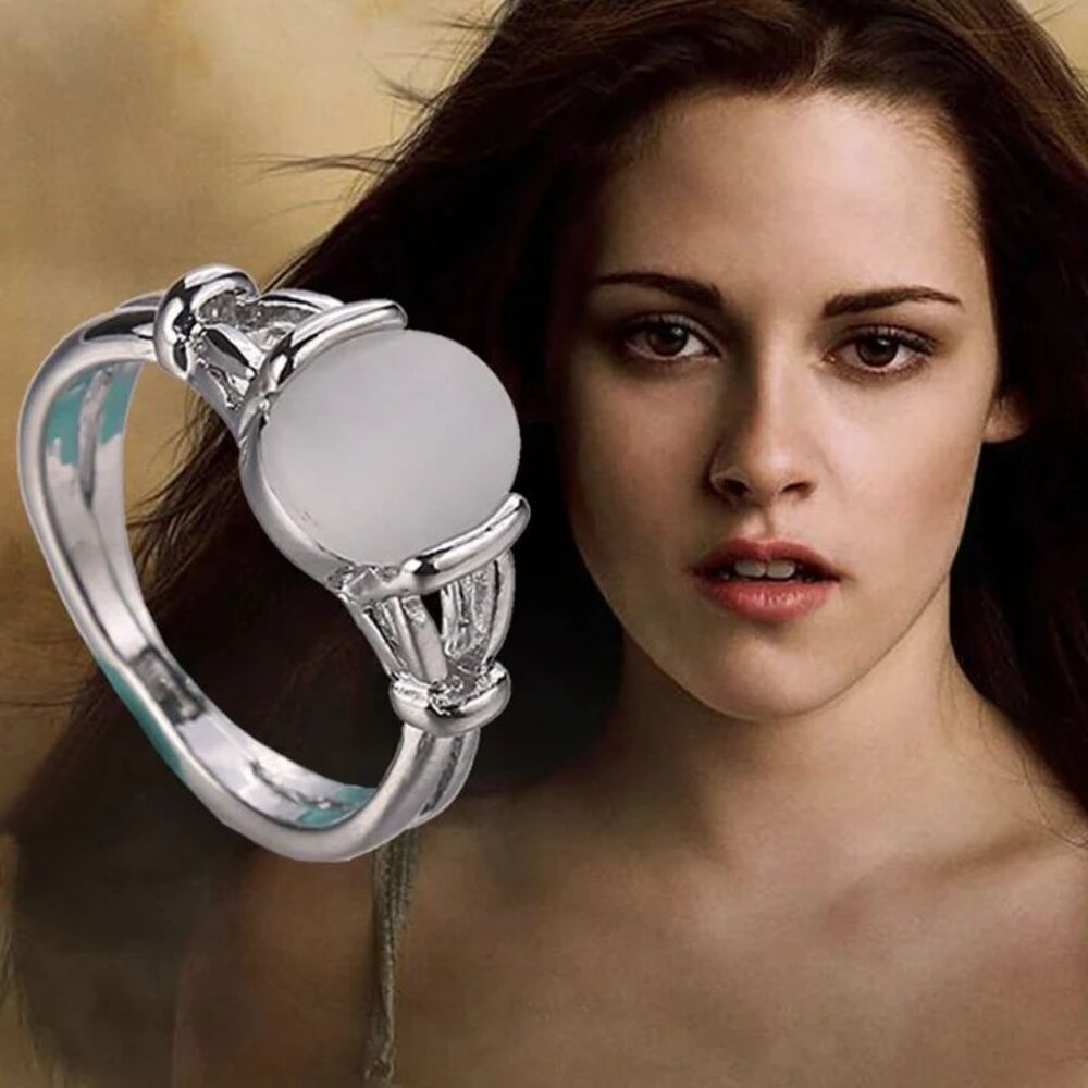 [NEW] WOMEN'S TWIGHLIGHT MOVIE MOON STONE RING SIZE 7 RING 925 STERLING SILVER